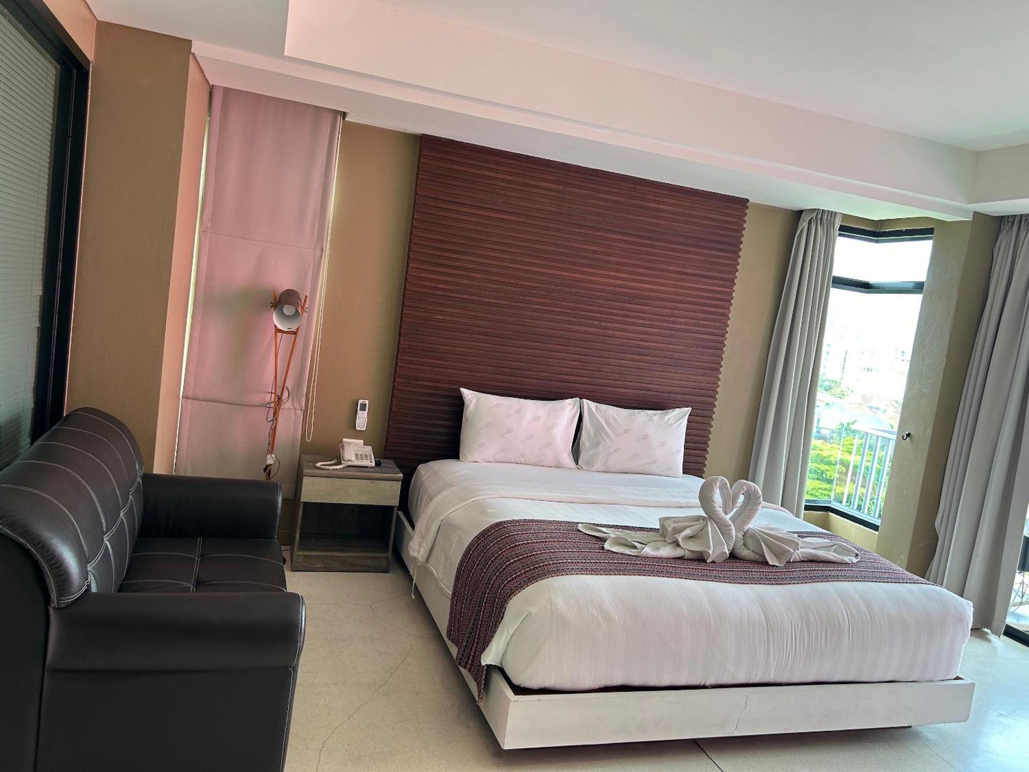 Coco Boutique Hotel Patong Room photo