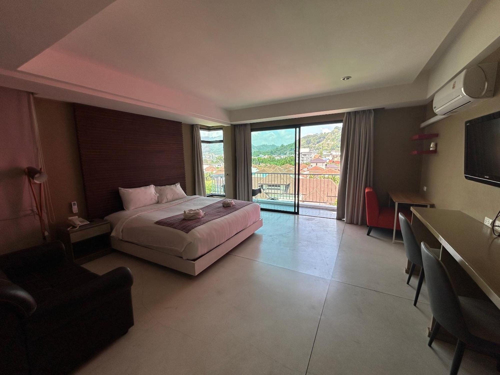Coco Boutique Hotel Patong Room photo