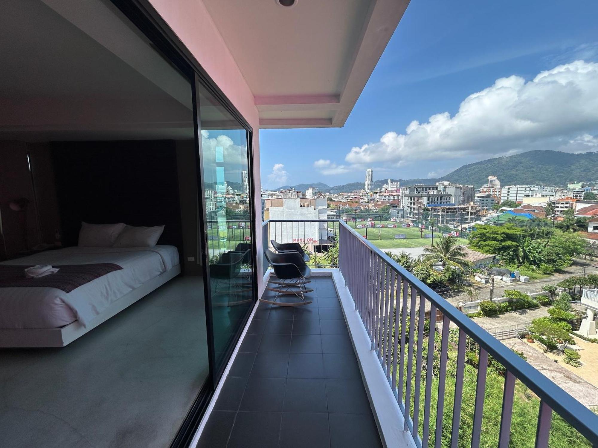 Coco Boutique Hotel Patong Room photo