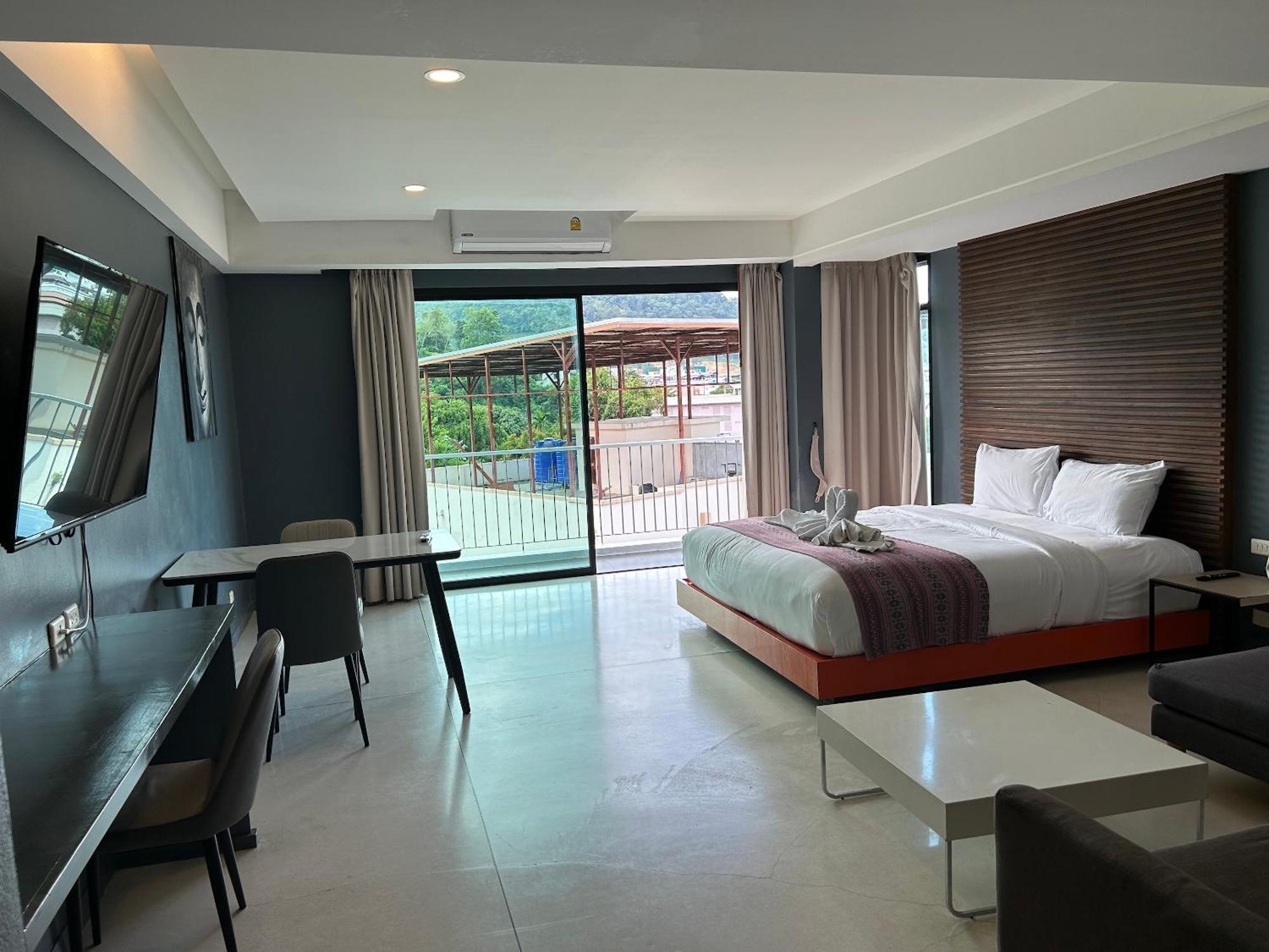 Coco Boutique Hotel Patong Room photo